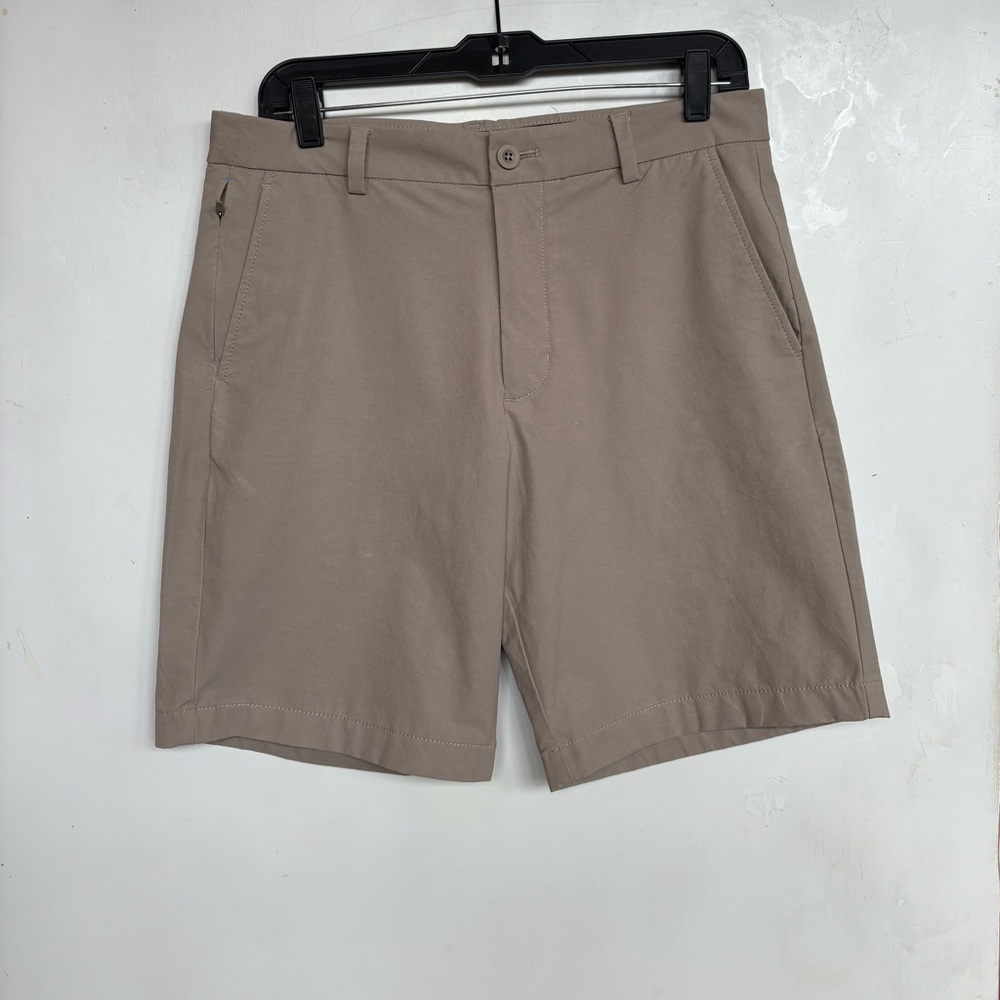 Vineyard Vines OTG khaki shorts